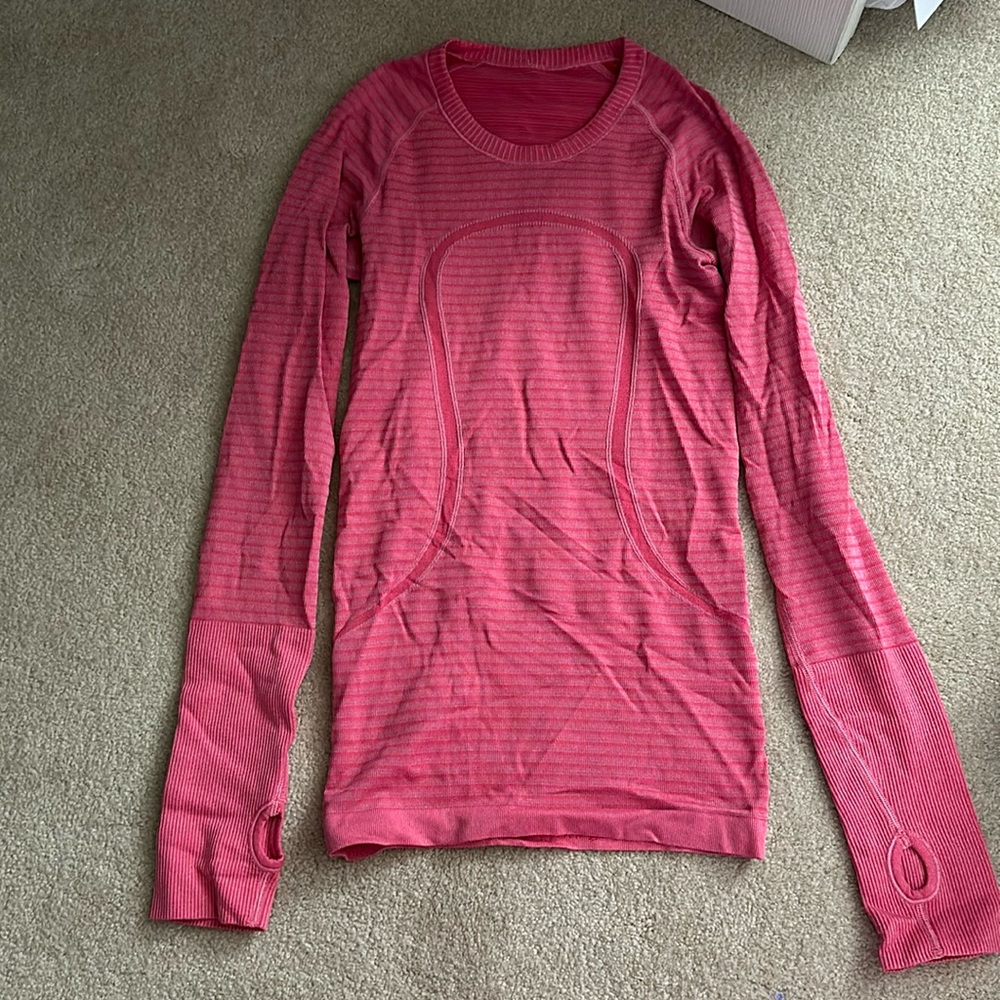 Lululemon pink long sleeve